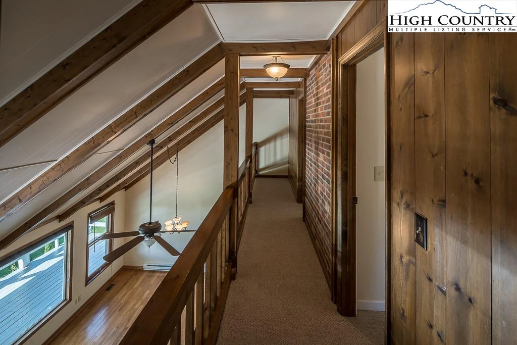 Image number 6 for the current listing