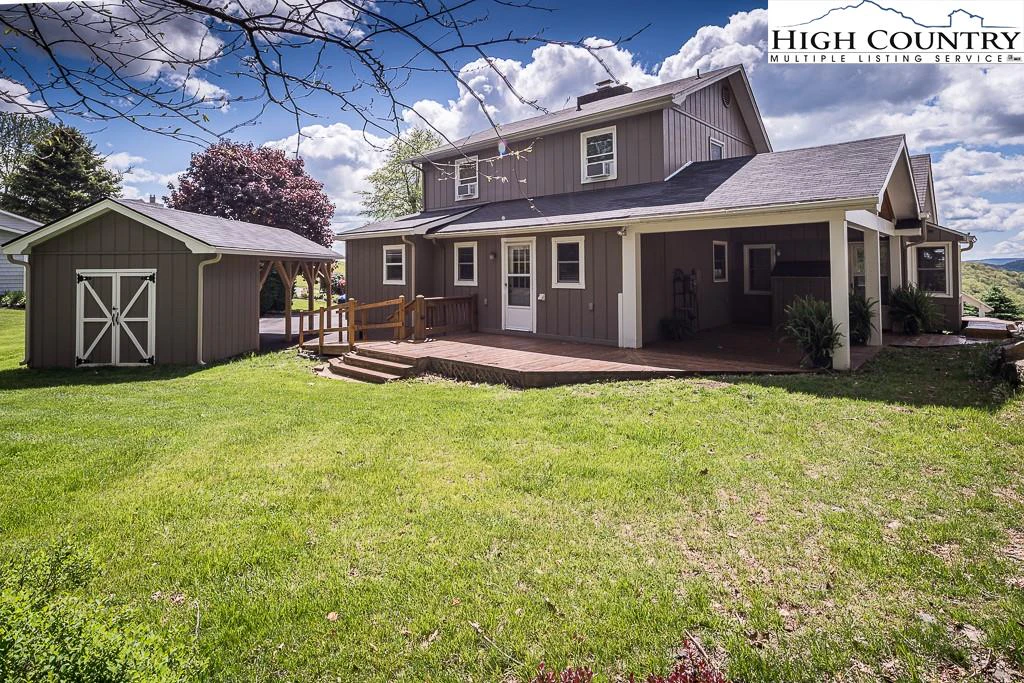 Image number 15 for the current listing