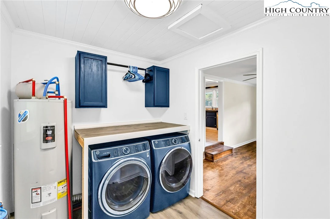 Image number 6 for the current listing