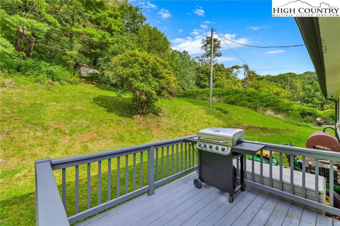 Image number 2 for the current listing