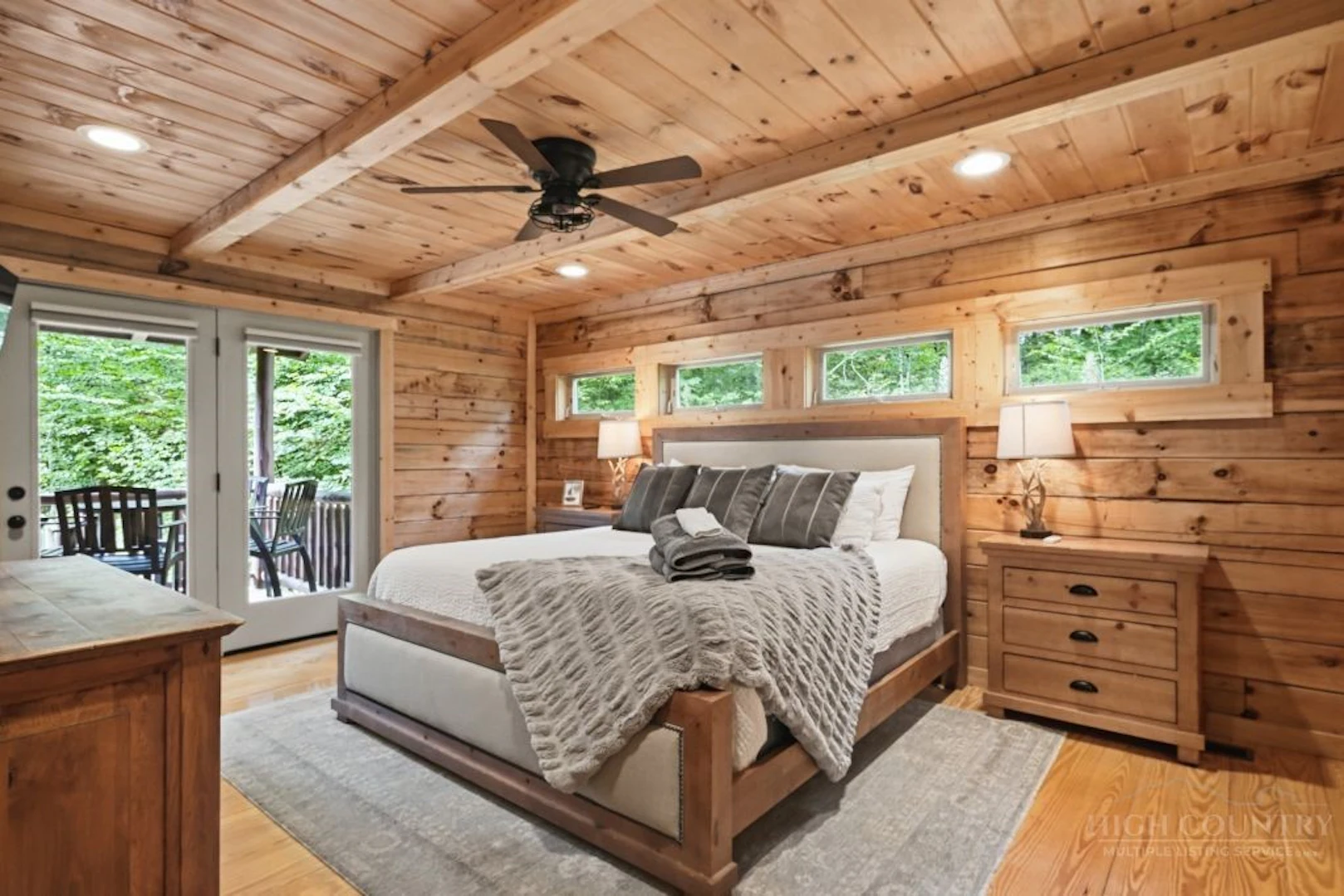 Image number 5 for the current listing