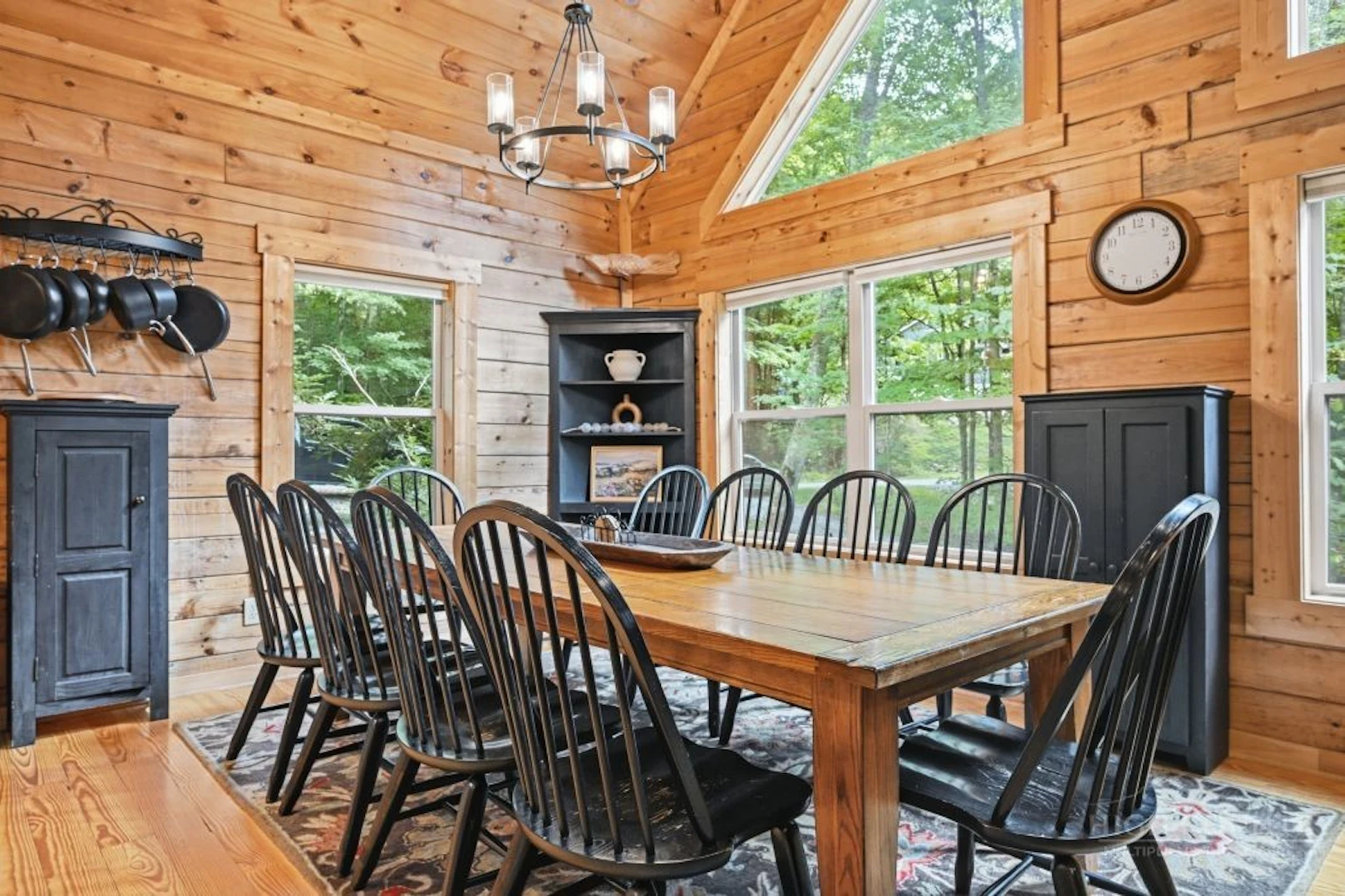 Image number 8 for the current listing