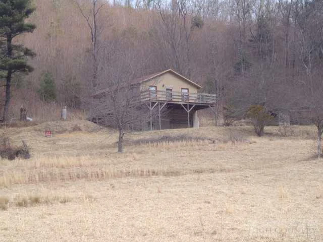 Image number 1 for the current listing