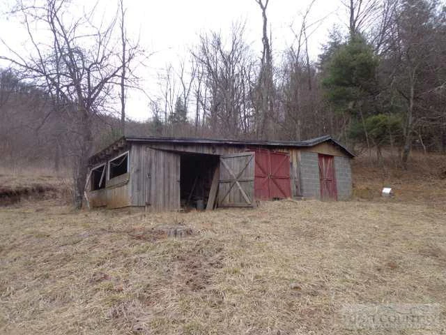 Image number 7 for the current listing