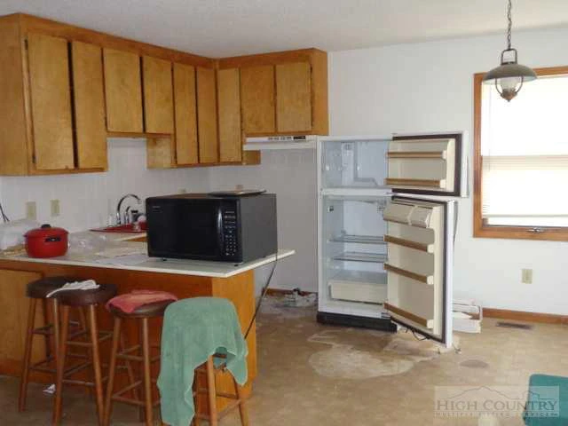 Image number 6 for the current listing