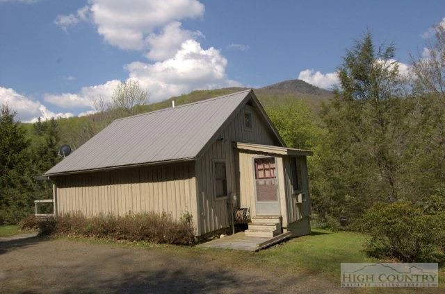 Image number 10 for the current listing