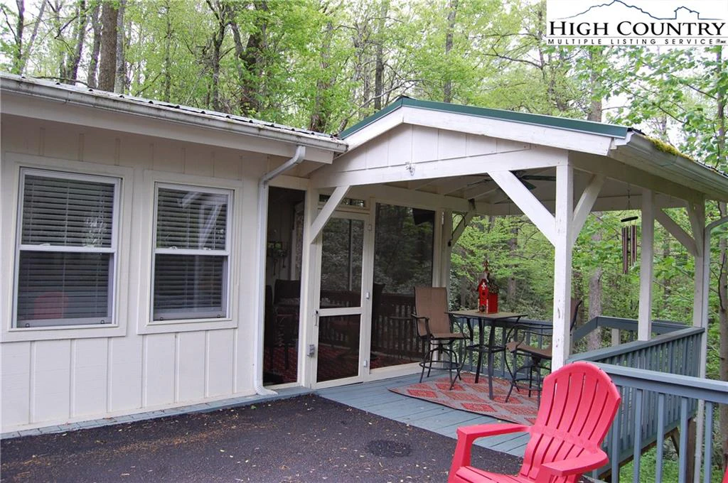 Image number 12 for the current listing