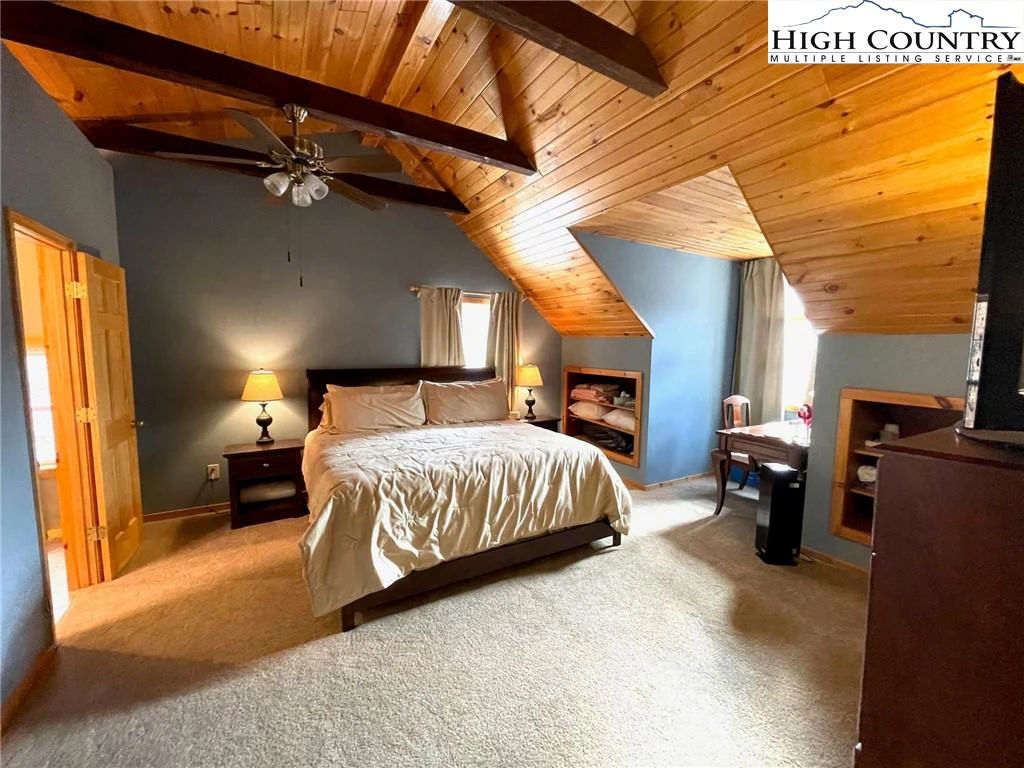 Image number 5 for the current listing