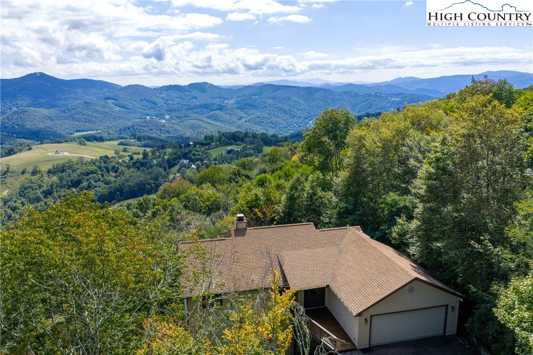 Image number 21 for the current listing