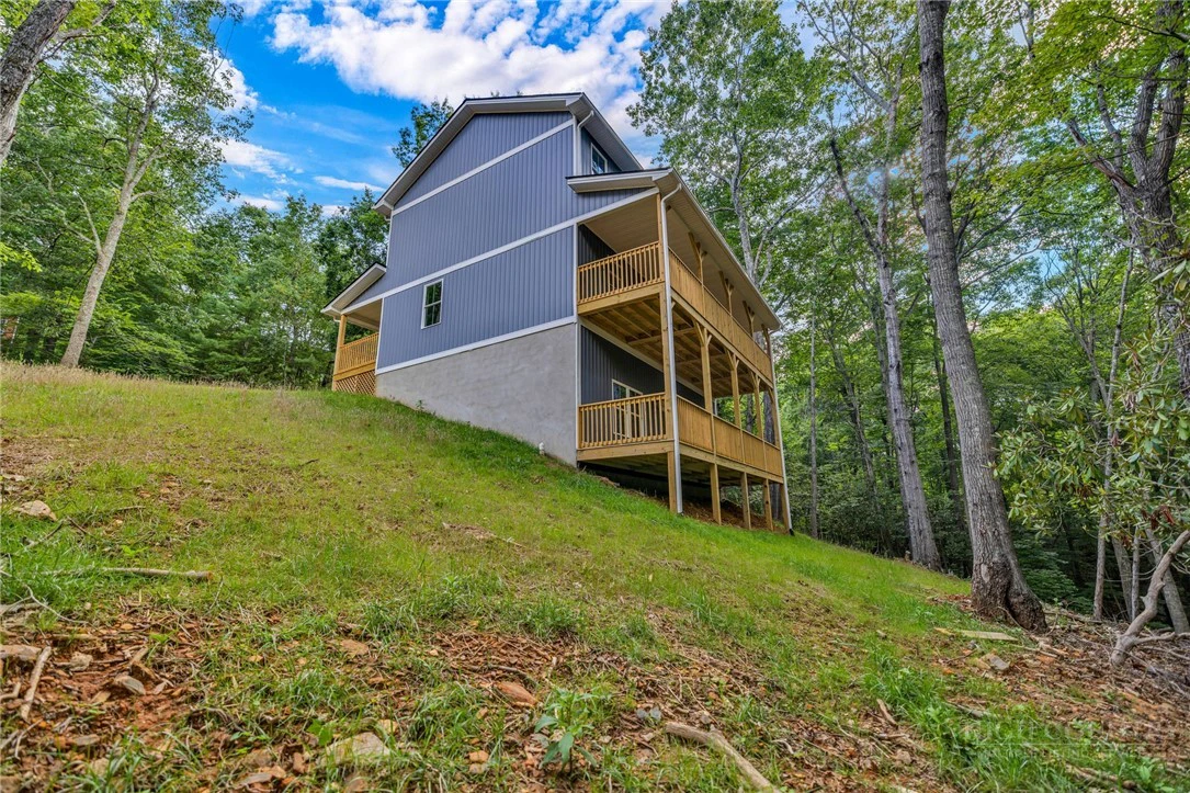 Image number 4 for the current listing