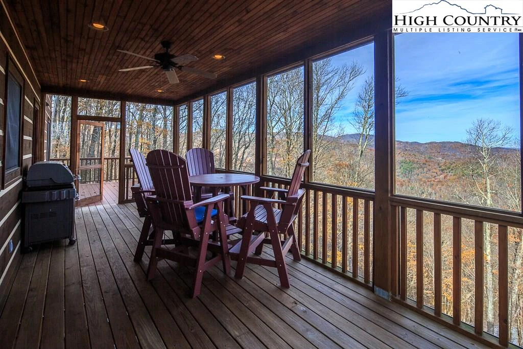 Image number 7 for the current listing