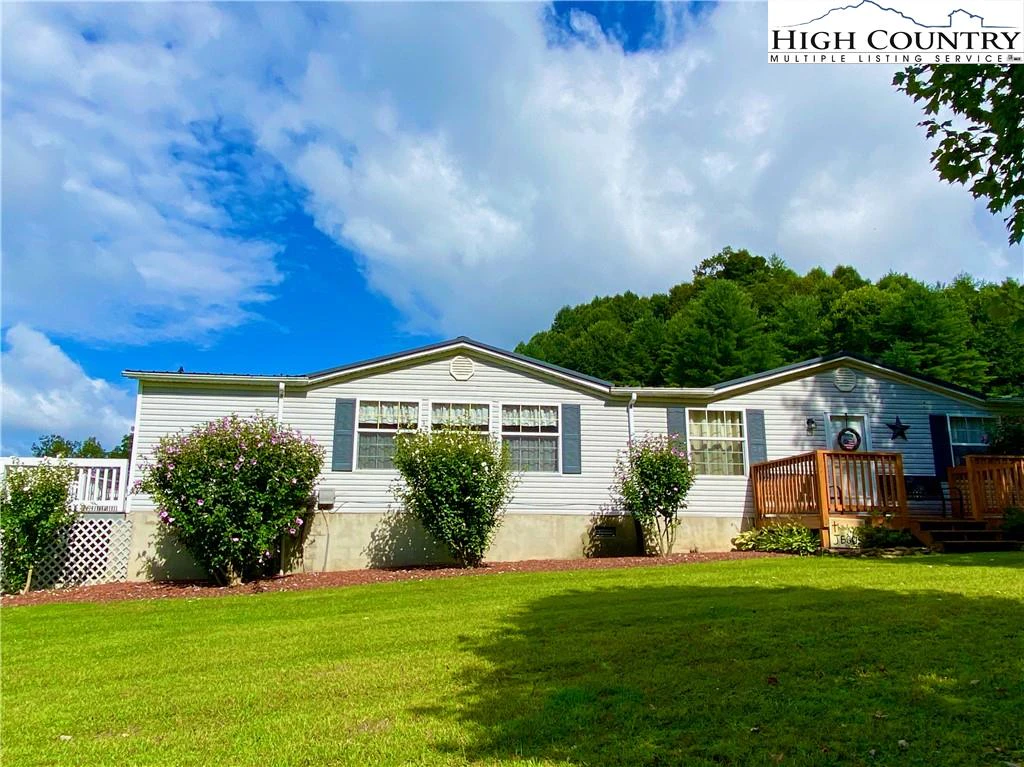 Image number 4 for the current listing