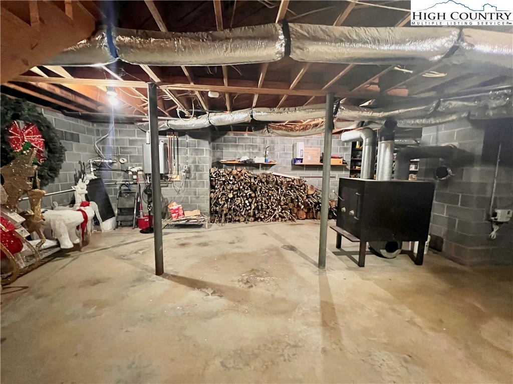 Image number 9 for the current listing