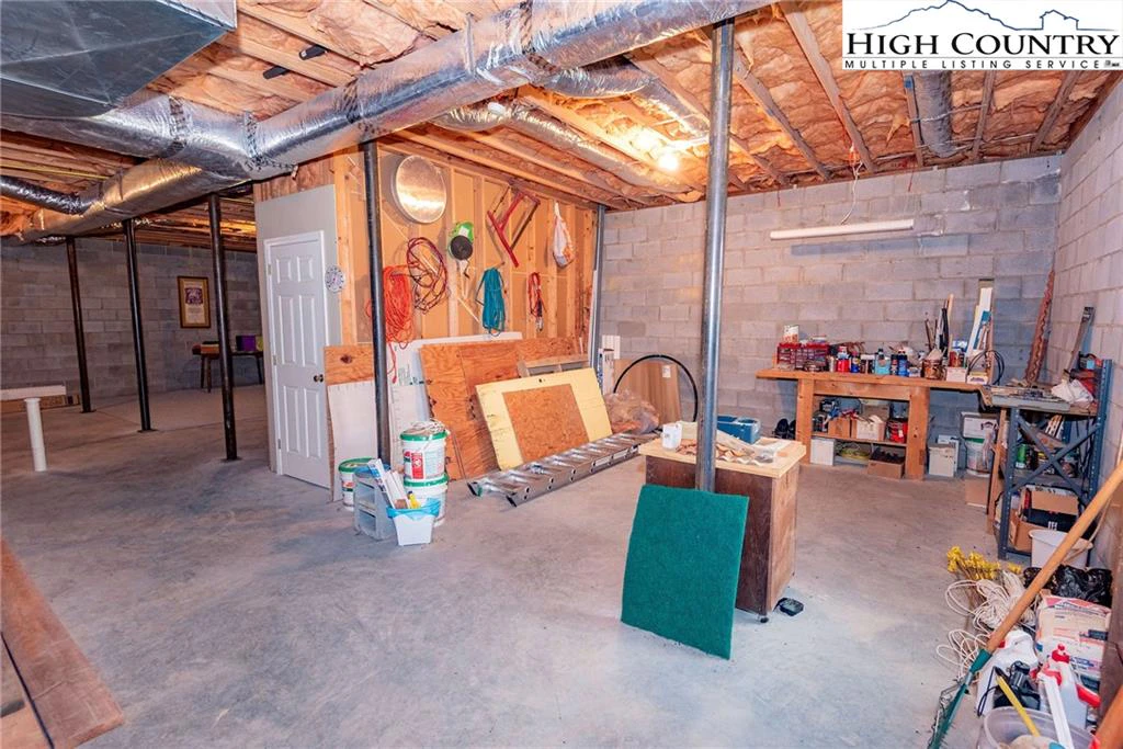 Image number 20 for the current listing
