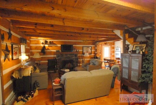 Image number 10 for the current listing