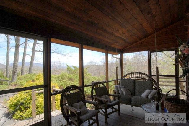 Image number 12 for the current listing