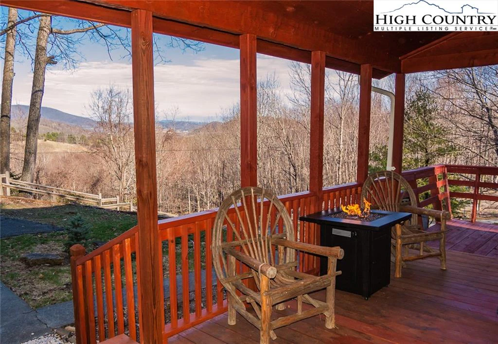 Image number 5 for the current listing