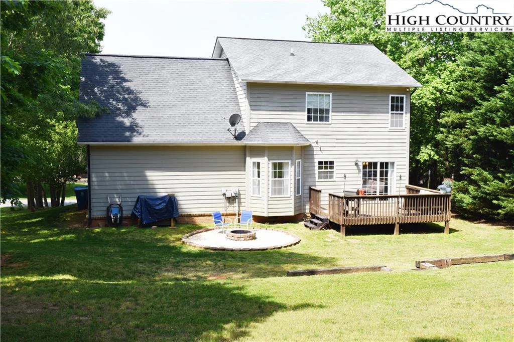 Image number 18 for the current listing