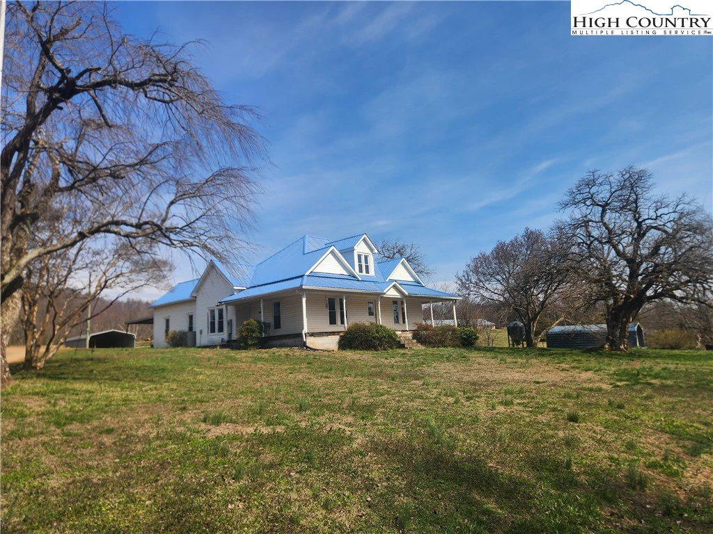 Image number 1 for the current listing