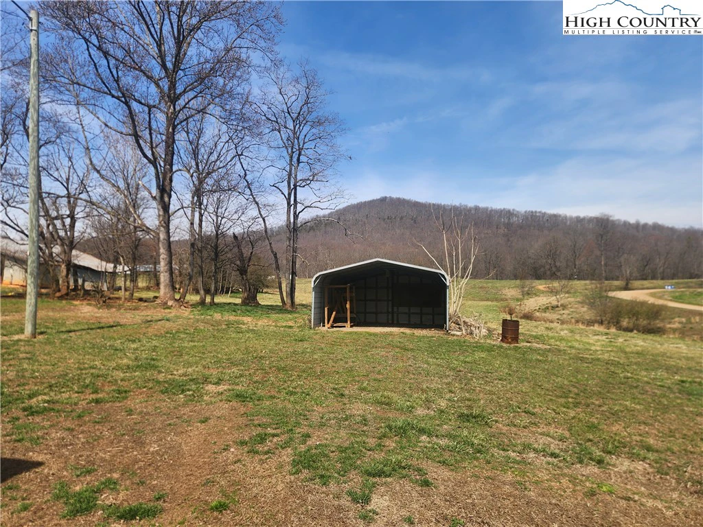 Image number 6 for the current listing