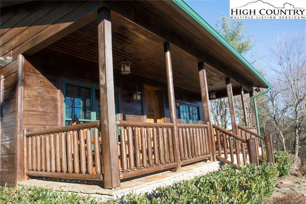 Image number 9 for the current listing