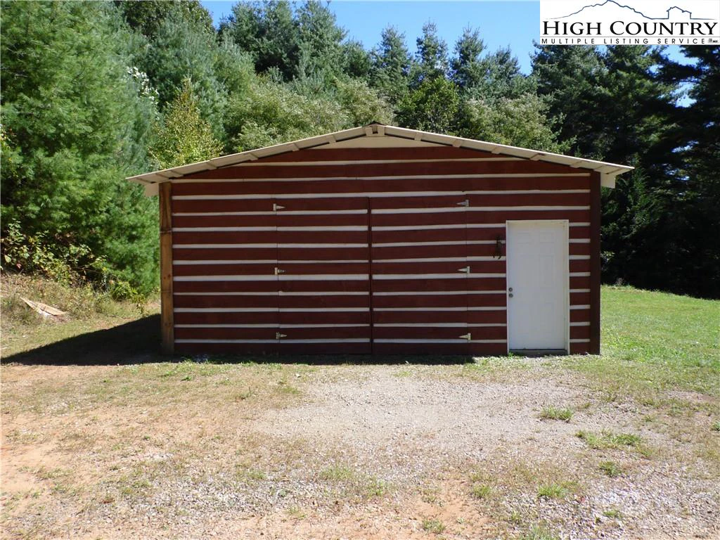 Image number 10 for the current listing
