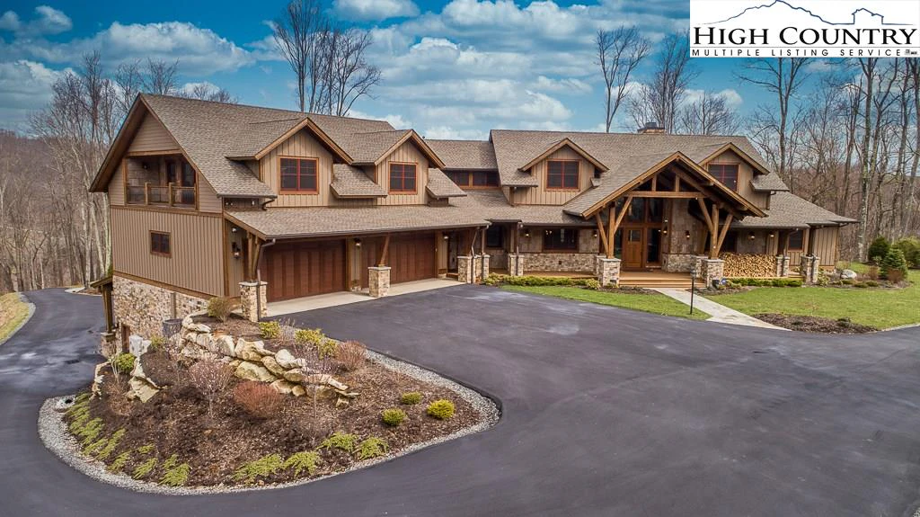 Image number 1 for the current listing
