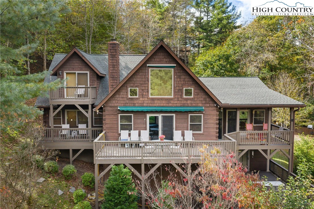 Image number 1 for the current listing