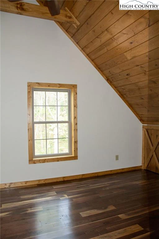 Image number 6 for the current listing