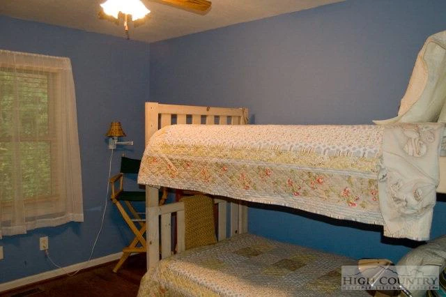 Image number 8 for the current listing