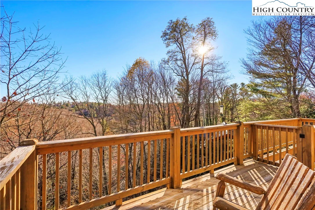 Image number 16 for the current listing