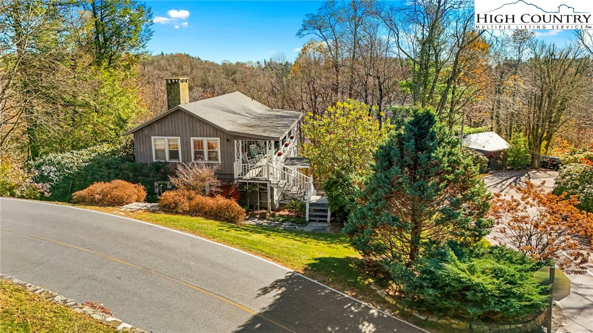 Image number 19 for the current listing