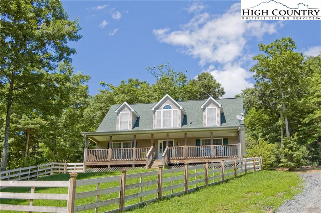 Image number 13 for the current listing