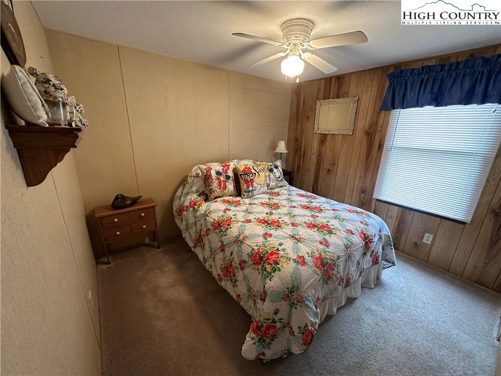 Image number 2 for the current listing