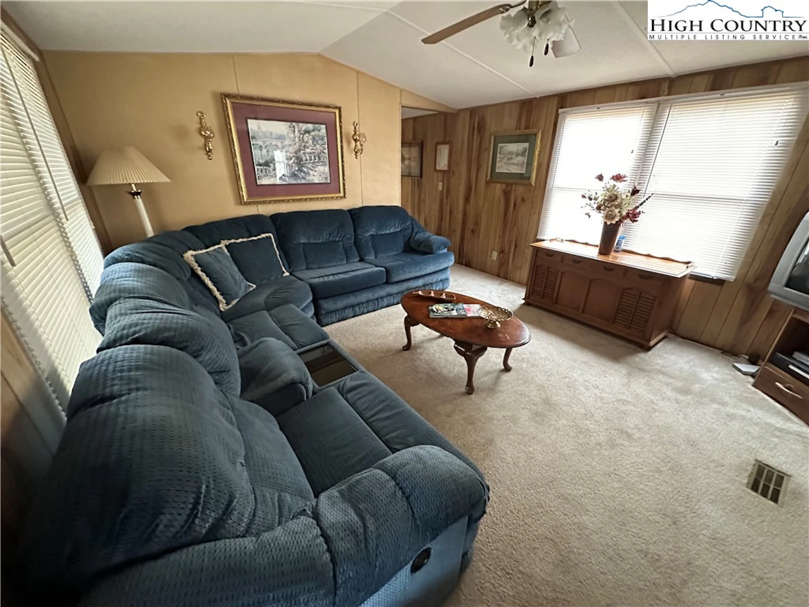 Image number 24 for the current listing