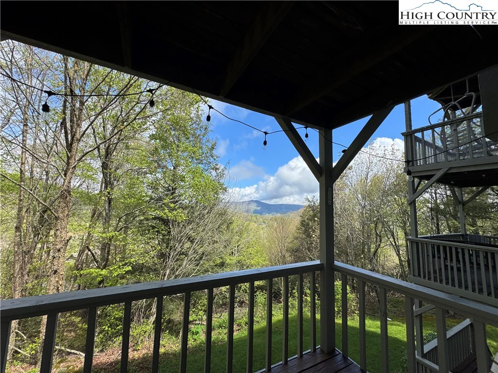 Image number 6 for the current listing