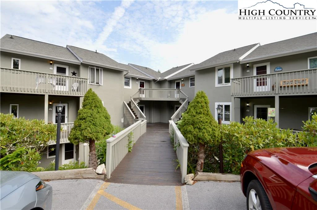 Image number 16 for the current listing