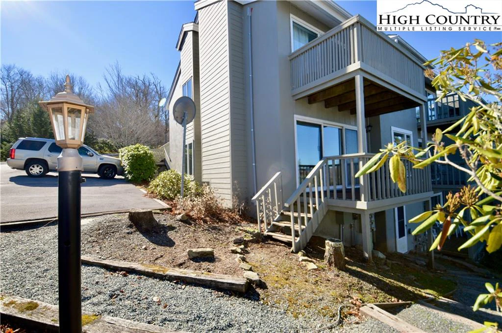Image number 5 for the current listing