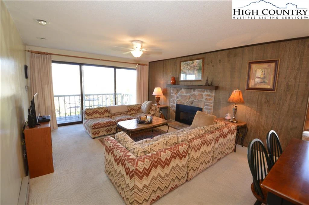 Image number 16 for the current listing