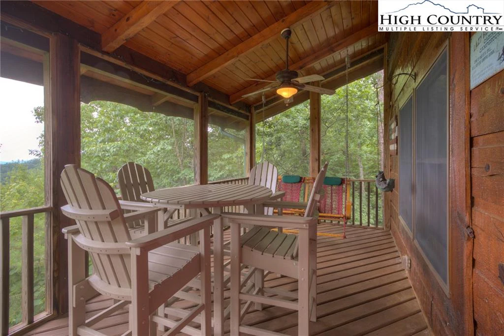 Image number 7 for the current listing