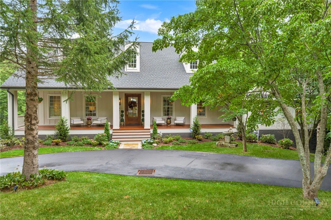 Image number 5 for the current listing