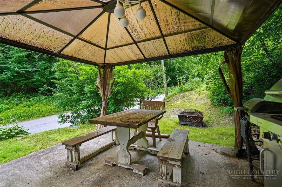 Image number 5 for the current listing