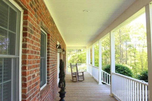 Image number 10 for the current listing