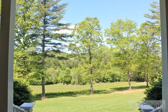 Image number 13 for the current listing