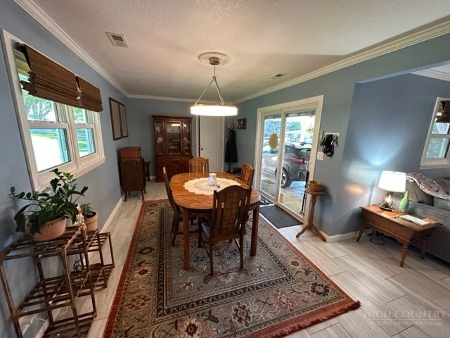 Image number 3 for the current listing