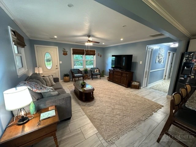 Image number 6 for the current listing
