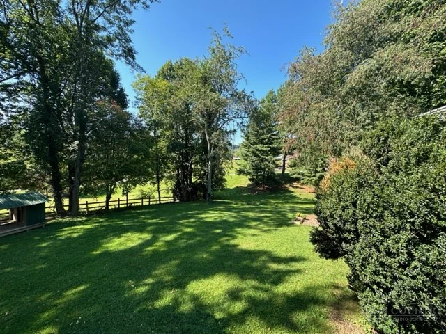 Image number 20 for the current listing