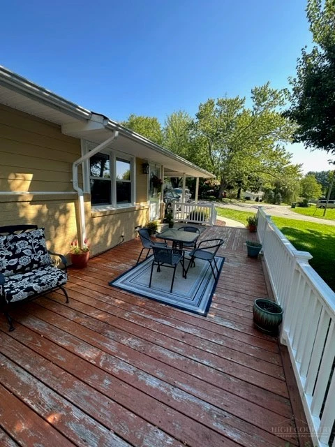 Image number 21 for the current listing