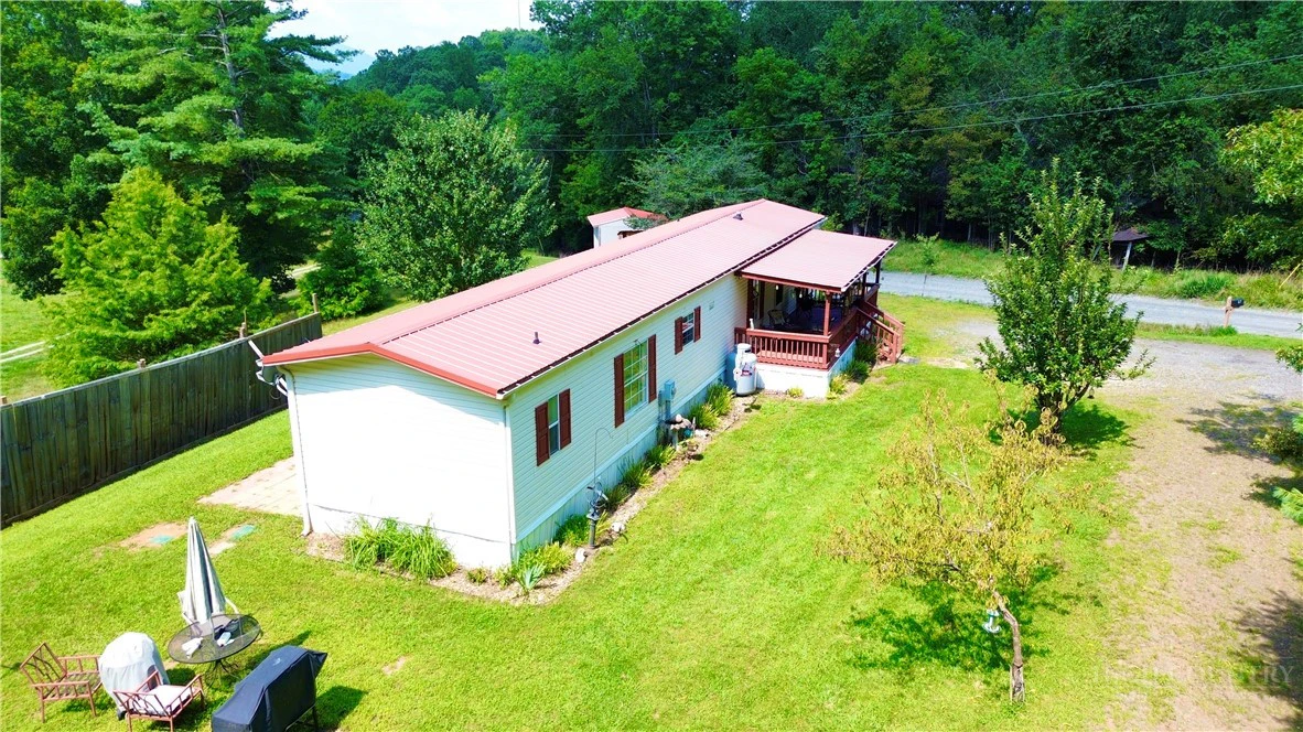 Image number 3 for the current listing