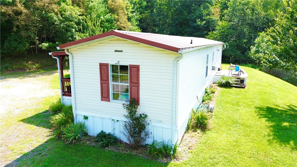 Image number 4 for the current listing